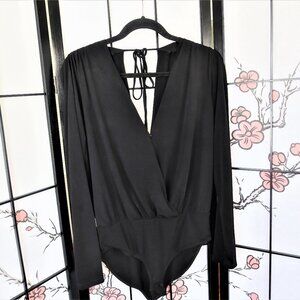 BCBGeneration Black V Neck Tie Love Sleeve Leotard Size Medium